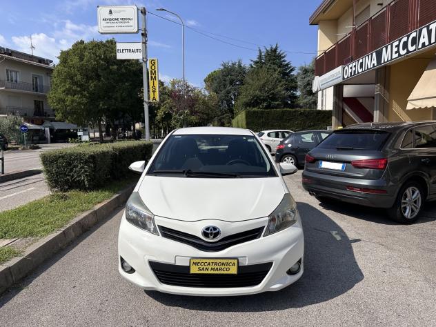 Toyota Yaris 1.4 d-4d 5p - Foto 2