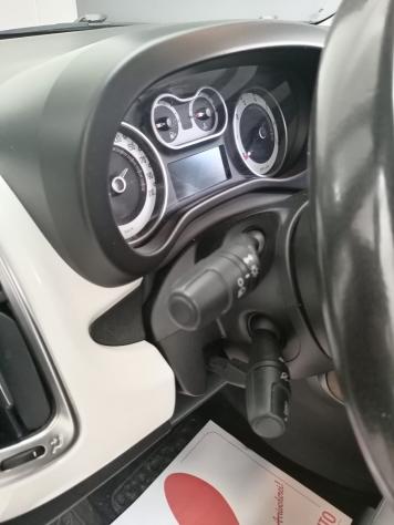 Fiat 500 L 1.3 MJT - Foto 9