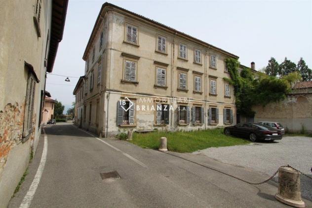 BESANA IN BRIANZA: IN VENDITA RUSTICO CON TERRENO EDIFICABILE DI MQ. 3.222 - Foto 2