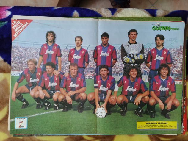 R131 - POSTER SQUADRA BOLOGNA 1988/89