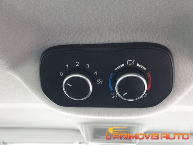 FORD Transit Custom 2.0 TDCi L2 Combi rif. 20246706 - Foto 10