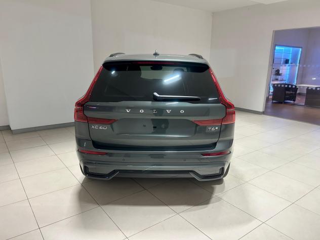 Volvo XC 60 T6 Plug-in hybrid AWD aut. Plus Dark MY26 *Anche Autocarro N1* - Foto 7