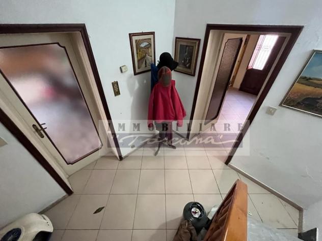CASA INDIPENDENTE di 10 vani e di 192 mq (VIAREGGIO - Viareggio) rif. A732 - Foto 9