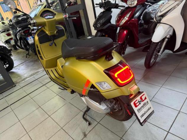 PIAGGIO Vespa GTS 300 Super sport 16 rif. 23988768 - Foto 4