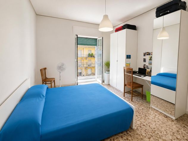 AMPIA STANZA SINGOLA CON BALCONE BARI