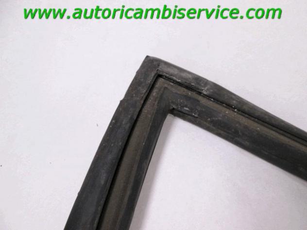 111/27 GUARNIZIONE LUNOTTO POSTERIORE GIMAUTO (VERSIONE 2 PORTE) FIAT 127 SPECIAL 2P RICAMBIO NUOVO - Foto 2