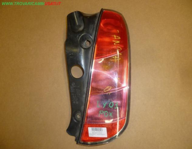 FANALE POST.D. LANCIA YPSILON (843-TE/TI)  Parti elettriche  Fanaleria  Fanali  Fanale est. post. d LANCIA - YPSILON - 01-07-2003 - 01-12-2011