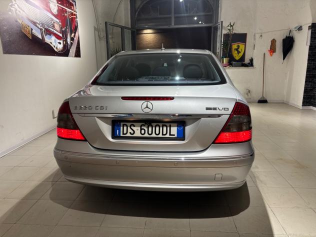 Mercedes-benz E 220 CDI cat EVO Avantgarde - Foto 2