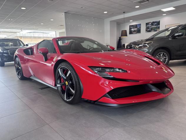 Ferrari SF90 Spider 4.0 Hybrid DCT 4WD Spider - Foto 2