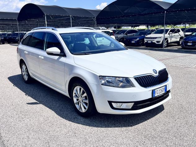 Škoda Octavia 1.6 TDI CR 110cv Executive SW - Foto 2