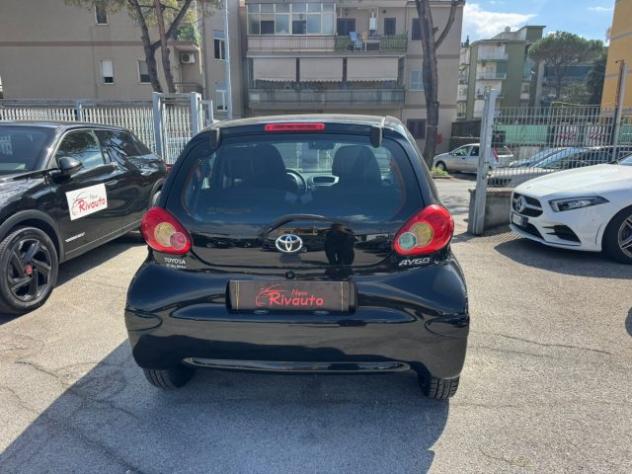 TOYOTA Aygo 1.0 12V VVT-i 5 porte Sol rif. 24125944 - Foto 8