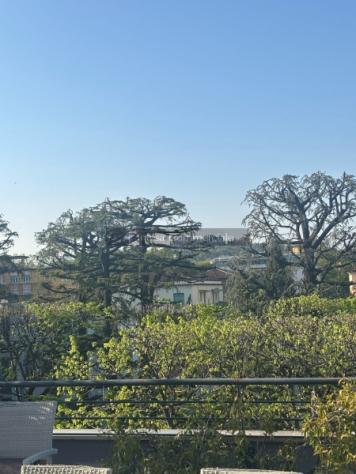 Eccezionale attico in citta' limitrofe al centro con meravigliosa vista ronchi - Foto 7