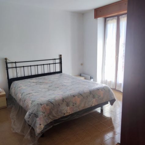 Casa trilocali e bilocali. Valtellina Mello