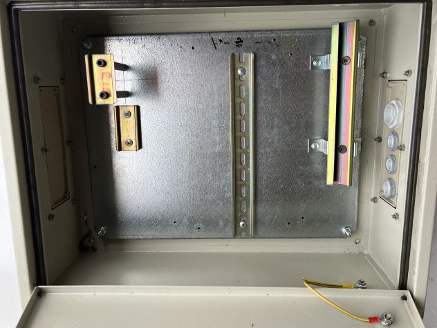Cassetta da Parete in metallo per Quadri Elettrici 47x37x18 - Foto 5