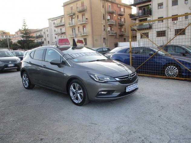 Opel Astra 1.6 CDTi 136CV FULL OPTIONAL 2017 - Foto 3