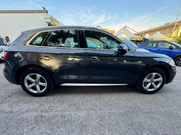 Audi Q5 40 TDI quattro S-Tronic Business Sport - Foto 4