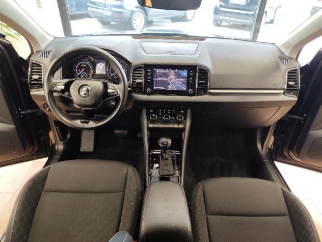 SKODA Karoq Karoq 1.5 TSI ACT DSG Executive - Foto 6