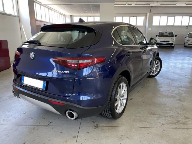 Alfa Romeo Stelvio Stelvio 2.2 t Executive Q4 210cv auto - Foto 6