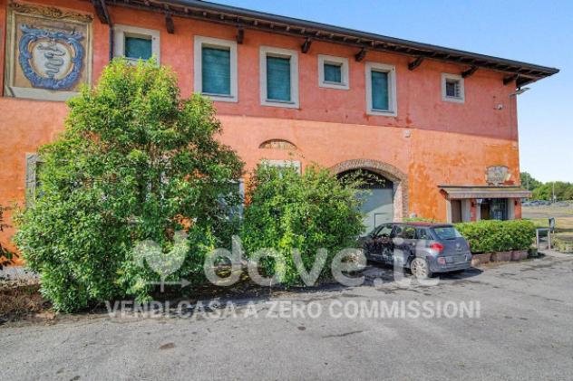 Casa indipendente di 900 m² con più di 5 locali e posto auto in vendita a San Zenone al Lambro - Foto 5