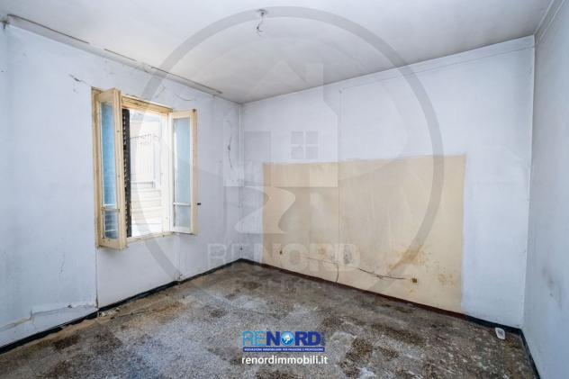 RIF. CC6262 - VALLE SALIMBENE - Villa indipendente suddivisa in due appartamenti, box auto, due cantine, ripostiglio e cortile privato. - Foto 12