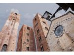 Negozio con due vetrine