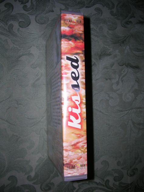KISSED - Foto 2
