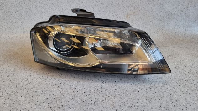 AUDI A3 8P FARO COMPLETO XENON DESTRO- 11564