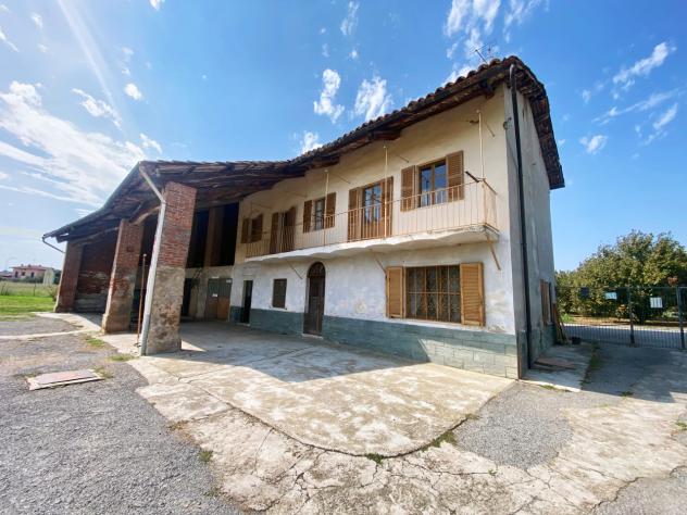 Rustico in vendita a Piozzo