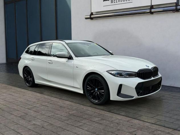 BMW Serie 3 318 i TOURING M-SPORT LED HUD ASSIST 3 ZONE WIDE DAB