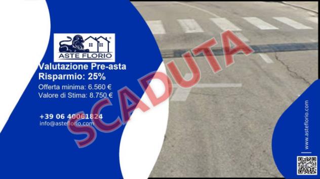 Immobile in asta di 23 m², box auto in vendita a Recanati