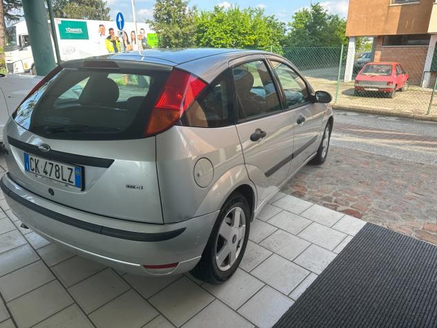 Ford Focus 1.8 TDCi 115CV (12 RATE) - Foto 7