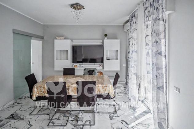 Casa indipendente di 133 m² con 4 locali e box auto in vendita a Carpi - Foto 10