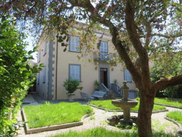Immobile in asta di 165 m² con più di 5 locali e box auto in vendita a Castiglione in Teverina - Foto 2