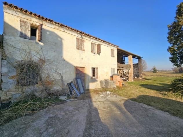 Rustico in vendita a Nanto