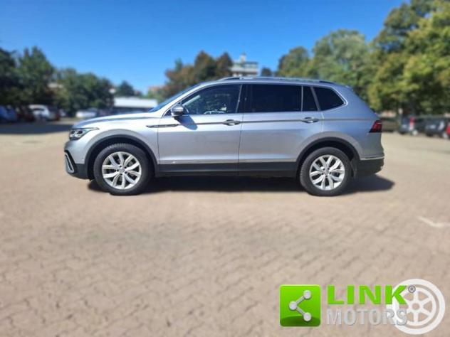 VOLKSWAGEN Tiguan Allspace 2.0 TDI SCR DSG 4MOTION 7POSTI rif. 24105696 - Foto 3