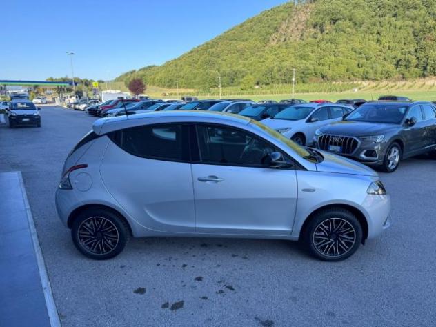 LANCIA Ypsilon 1.0 FireFly 5p Hybrid Ecochic Gold IVA ESPOSTA rif. 24100964 - Foto 4