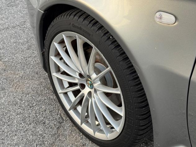 Alfa Romeo GT 1.9 JTDM 150CV 16V Distinctive - Foto 7