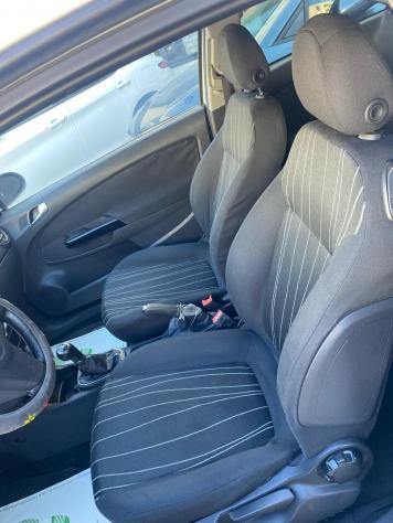 Opel Corsa 1.2 80CV 3 porte GPL-TECH Club - Foto 9