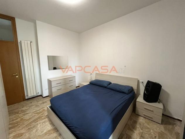 BILOCALE CON BOX E CANTINA - Foto 16
