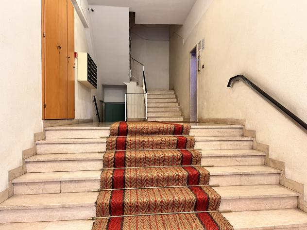APPARTAMENTO di 5 vani e di 180 mq (BOLOGNA) rif. 10MRG_1 - Foto 5