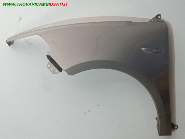 PARAFANGO ANT. SX ORO MET. 999-U1561942 Carrozzeria  Lamierati esterni  Fiancate  Parafango ant. LANCIA - NEW YPSILON - 2011  2015, LANCIA - NEW YPSIL