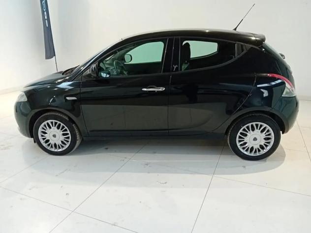 Lancia Ypsilon 1.2 69 CV 5 porte S&S Gold - Foto 7