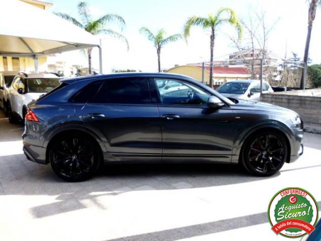 AUDI Q8 50 TDI 286 CV quattro tiptronic S-Line rif. 24112641 - Foto 8