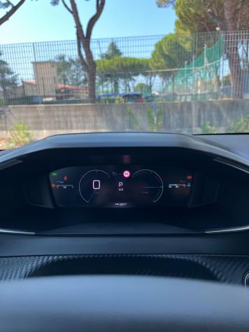 Peugeot 208 Allure Hybrid 136 e-DCS6 auto - Foto 10