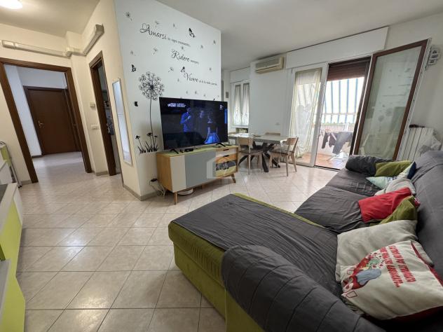 Suzzara vendesi appartamento 4 vani 80 Mq - Foto 2