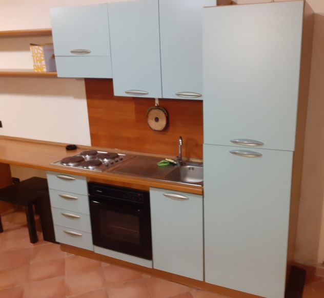 affittasi monolocale per 1 o 2 pesone