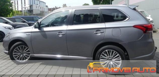 MITSUBISHI Outlander 2.4 MIVEC 4WD PHEV Intro Edition rif. 19505642 - Foto 9