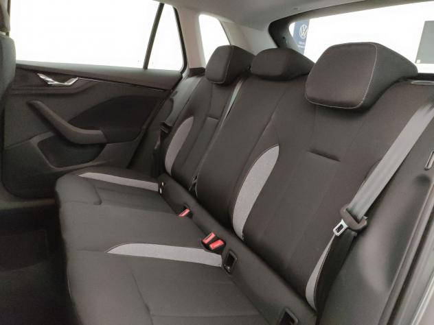 Škoda Kamiq 1.0 TSI Black Dots DSG 85kW - Foto 10