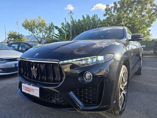 MASERATI LEVANTE 250CV V6 DIESEL AWD GRANSPORT - Foto 3
