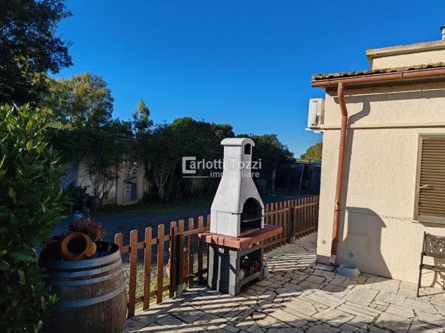VILLA di 5 vani e di 120 mq (GROSSETO) rif. 03688